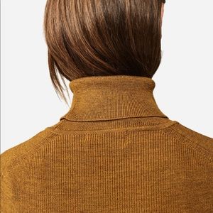 Vintage Jones New York wool turtleneck